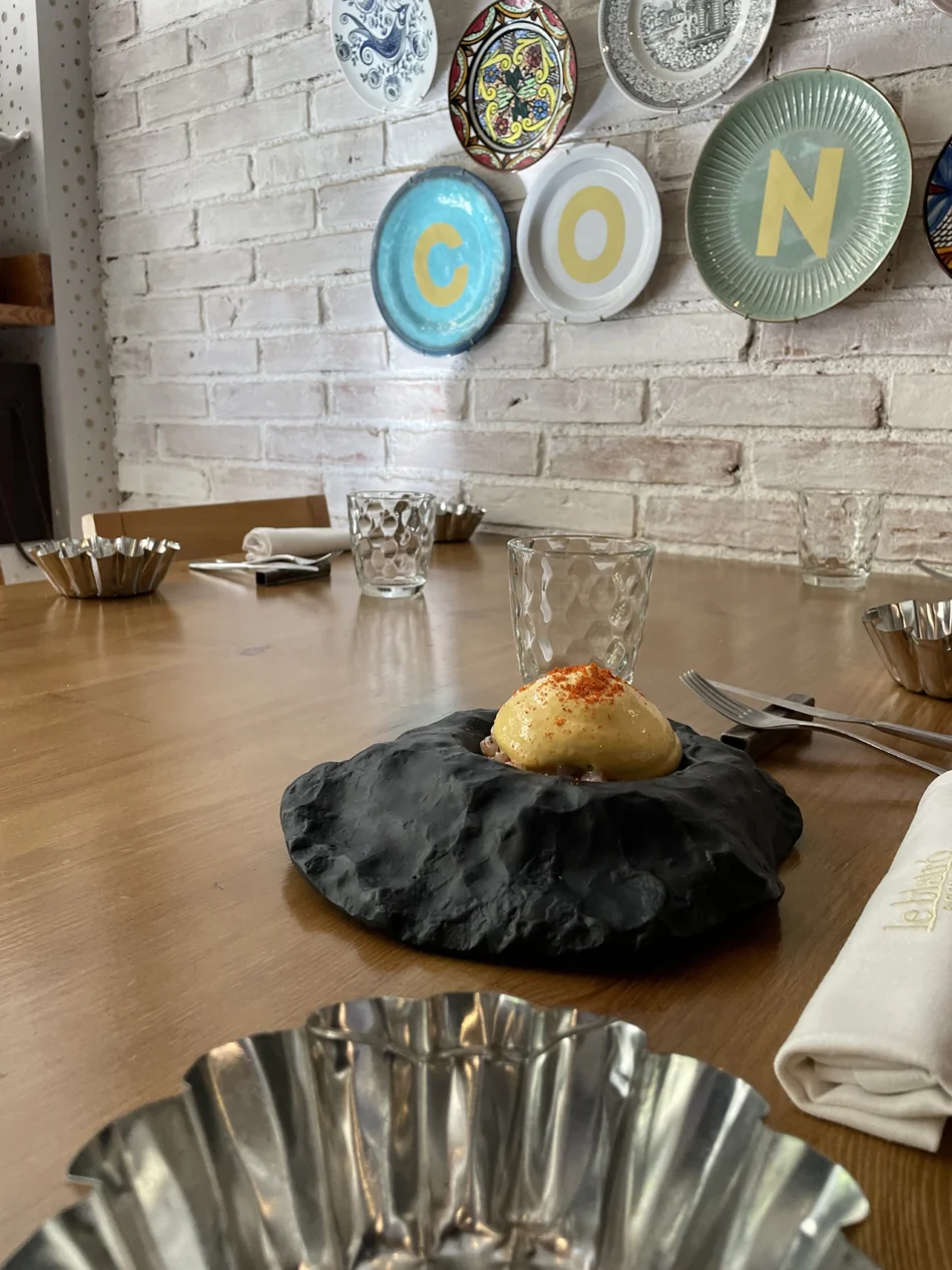 Le Bistró by El Conjuro 11