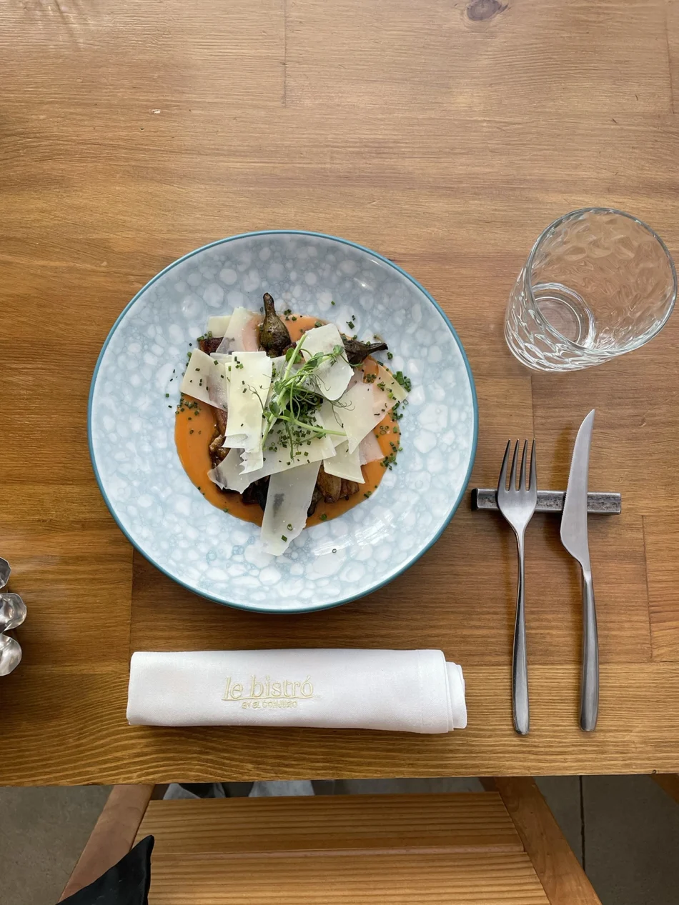Le Bistró by El Conjuro 22
